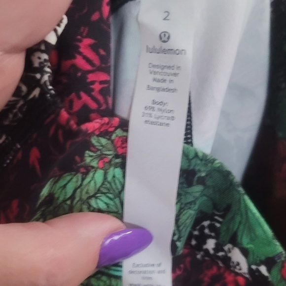 Lululemon Athletica wunder under high rise Floral Capri Leggings tights 2 euc - Picture 5 of 6